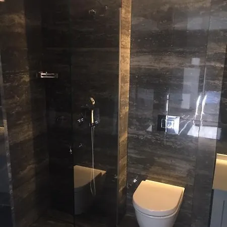 Hotel Alsancak *