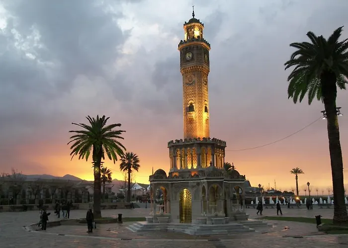 Отель Alsancak *