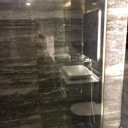 Alsancak Отель Измир