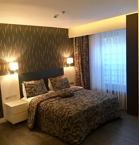 Alsancak Hotel Esmirna